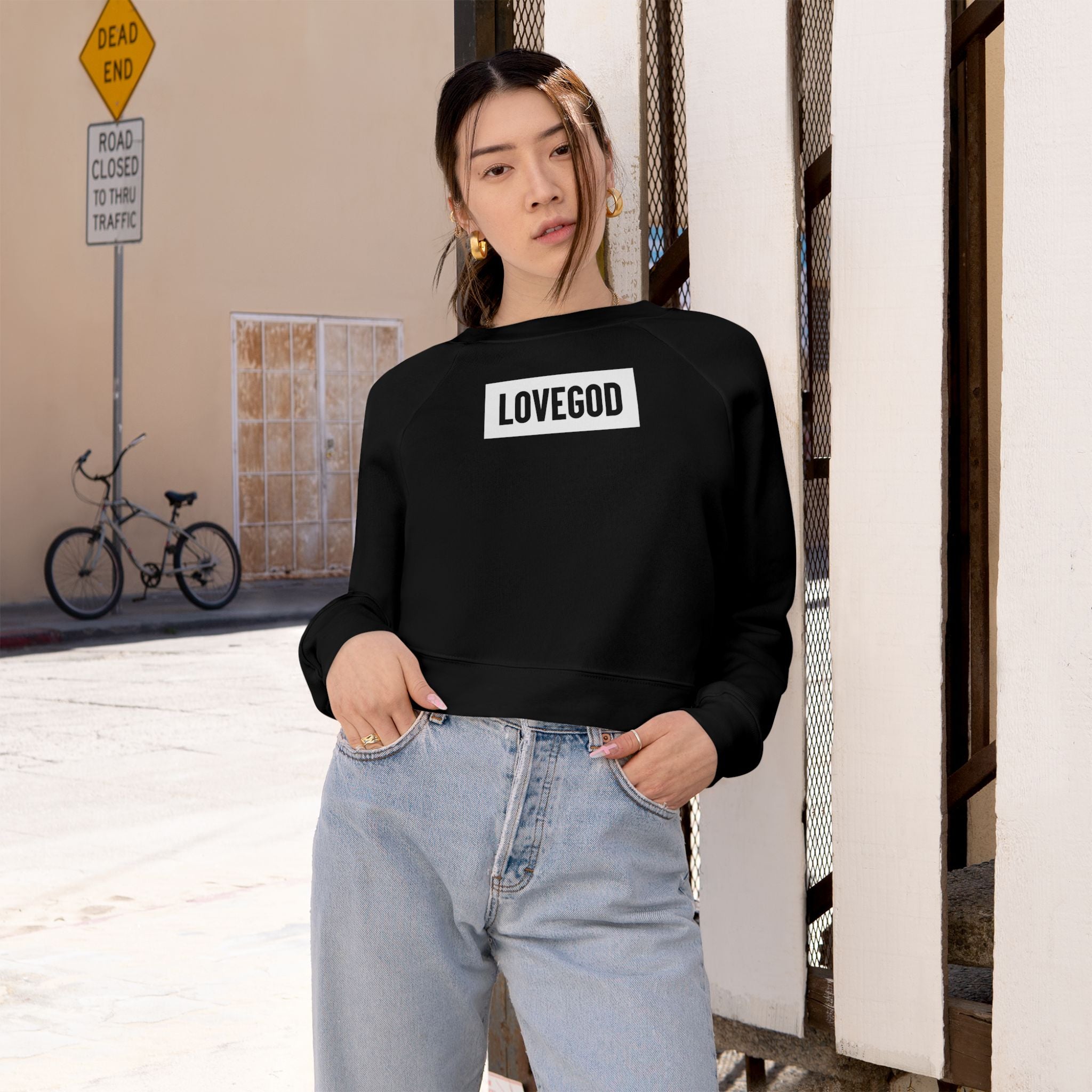 LOVEGOD Women's Black Cropped Fleece Pullover